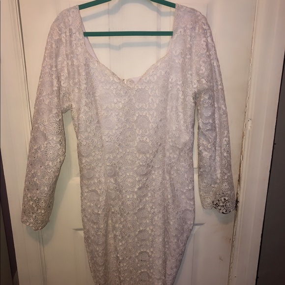 Dress - Picture 2 of 3